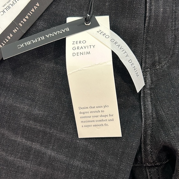 Banana Republic Women’s Mid Rise Fitted Through Leg Ankle Length Jeans, Size 29 - Picture 8 of 9